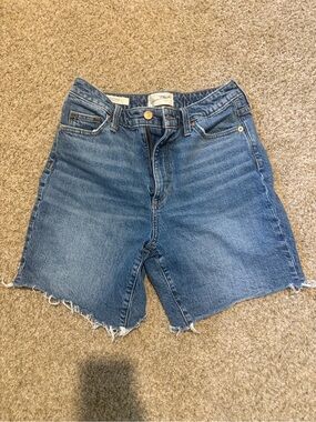 High-Rise Jean Shorts Universal Threa